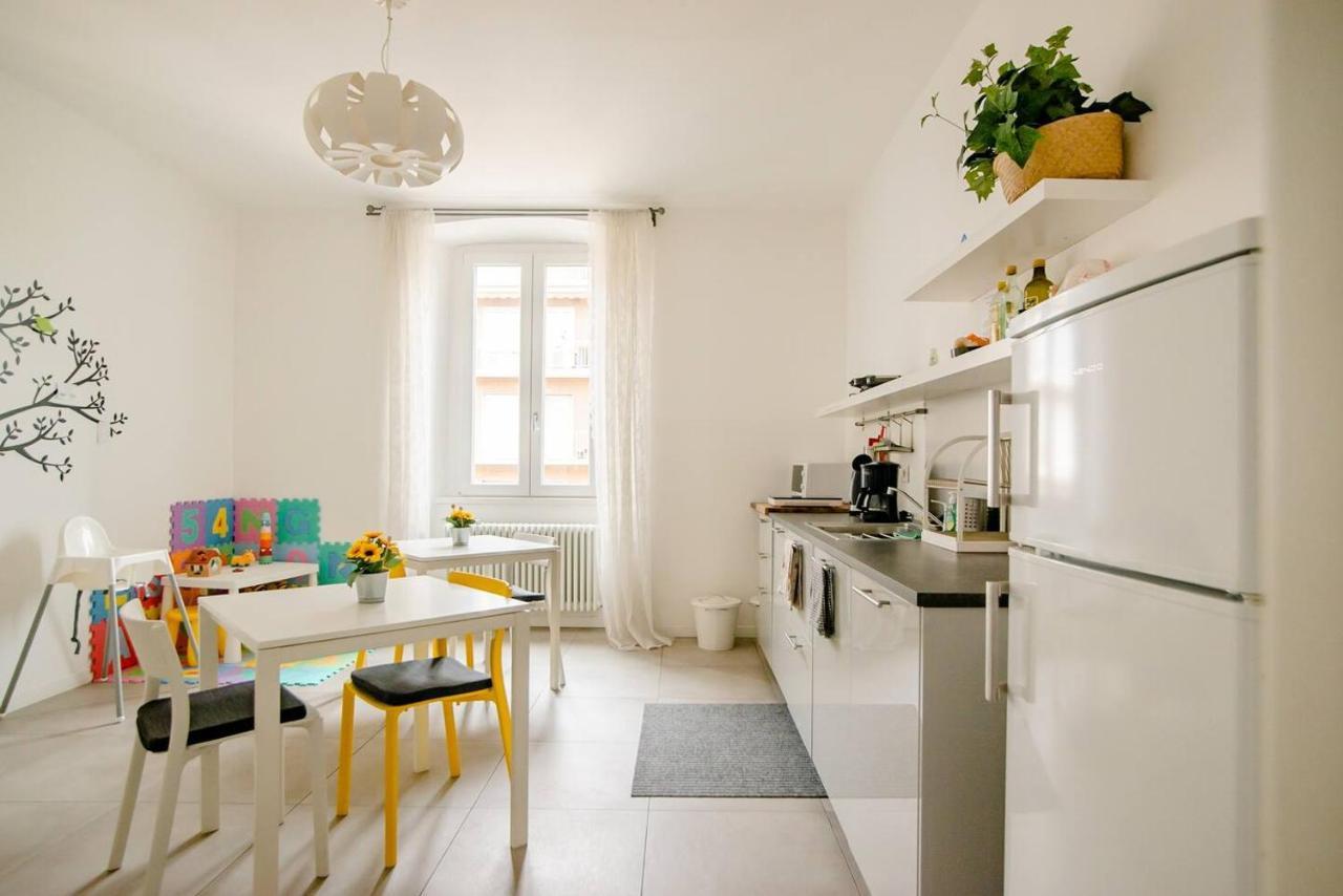 Guesthouse Tree Rooms Modern แบร์กาโม ภายนอก รูปภาพ